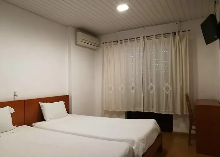 Alianca Local Πανσιόν 3*